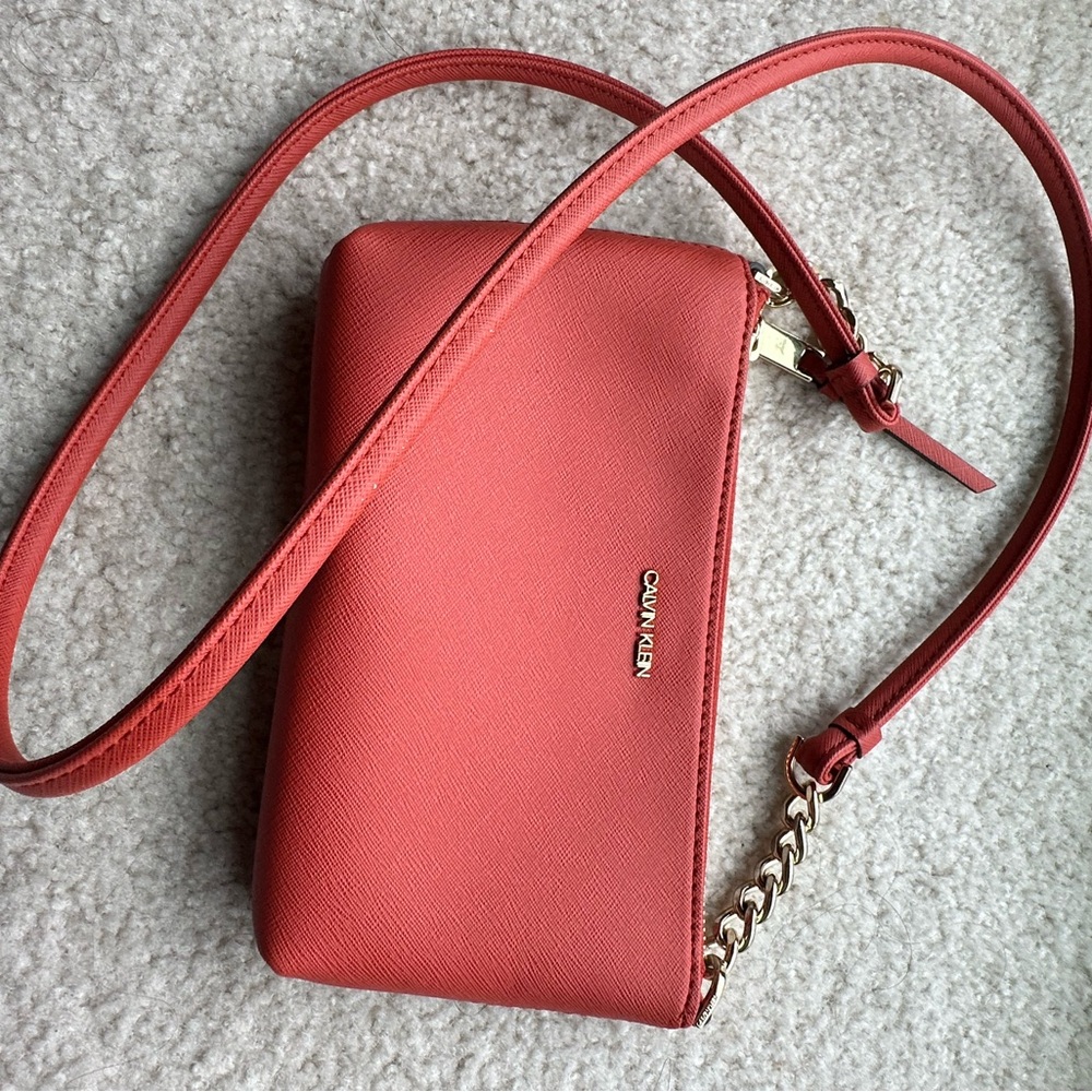 Cross body bag